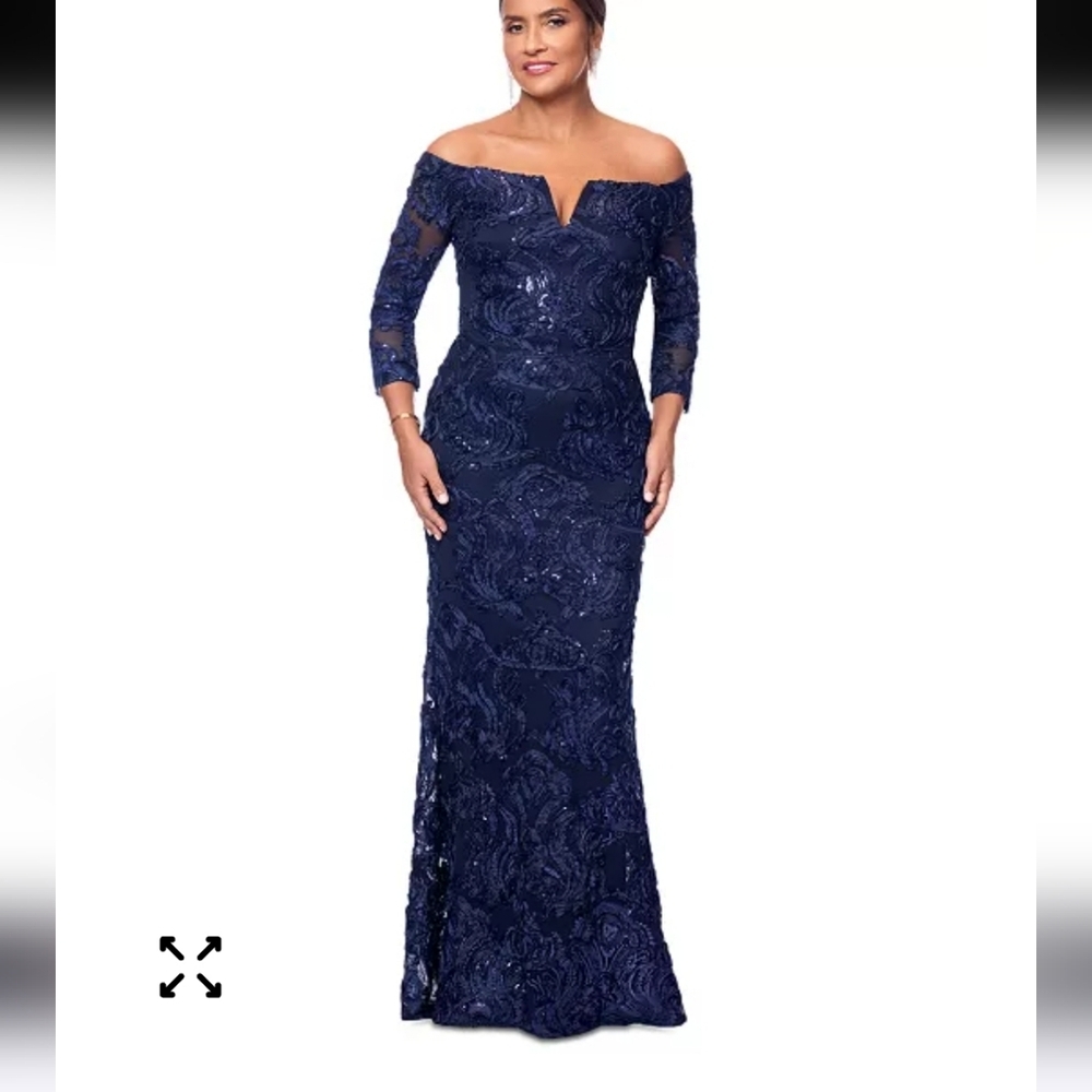 NWT XSCAPE Navy Sequin Lace Gown Size 6 3D Floral Formal Evening Maxi Dress